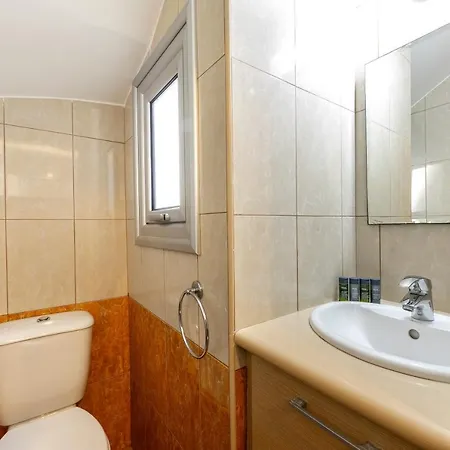 Sapphire Seaside Villa Protaras