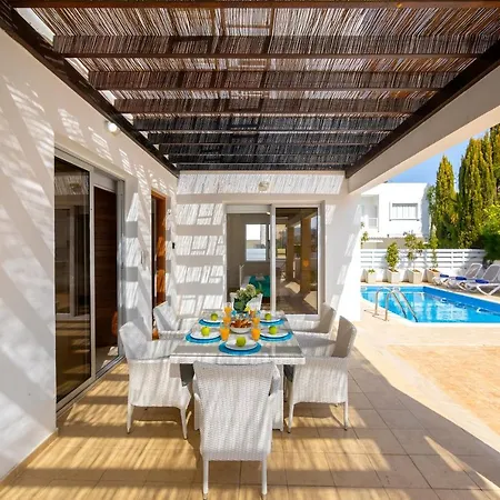 Villa Sapphire Seaside *