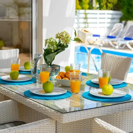 Villa Sapphire Seaside Protaras