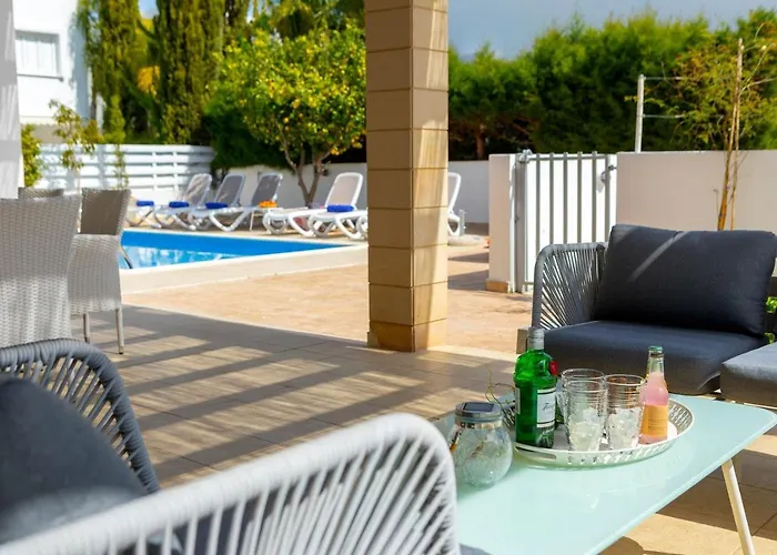 Villa Sapphire Seaside *