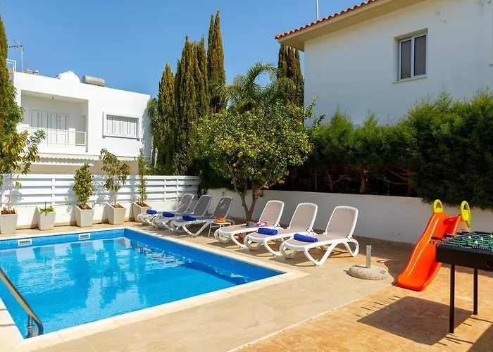 Villa Sapphire Seaside Protaras