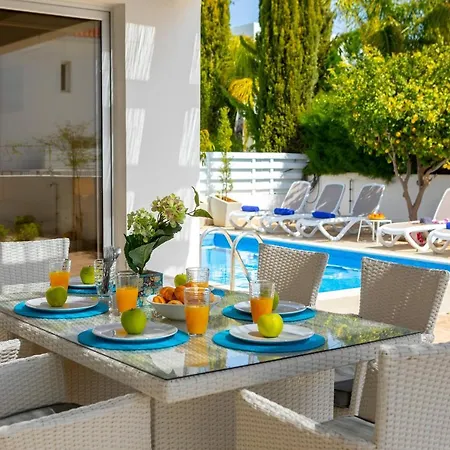 Вилла Sapphire Seaside *