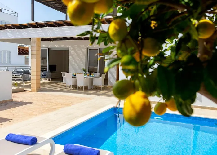 Villa Sapphire Seaside Protaras