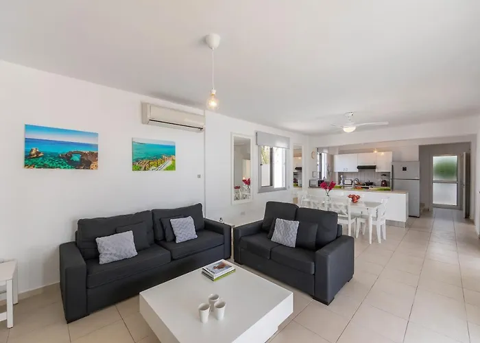 Villa Sapphire Seaside *